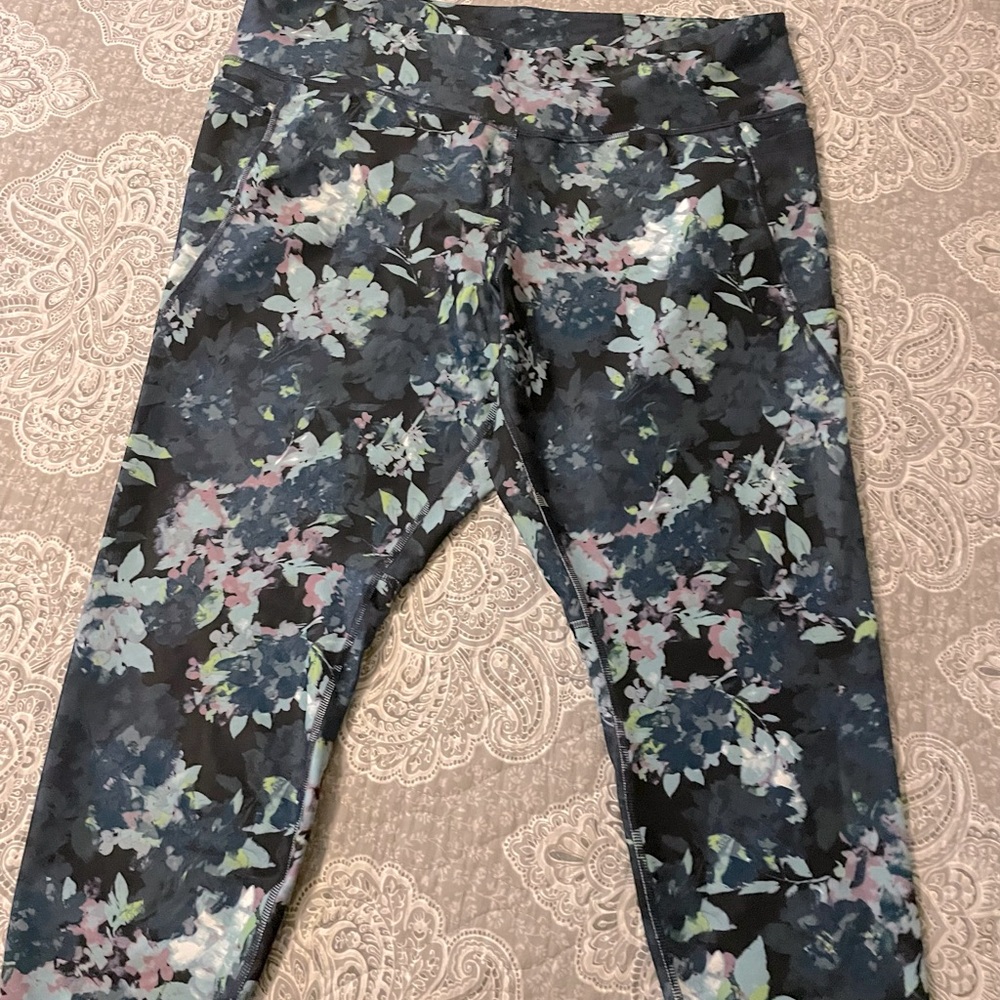 Old Navy leggings